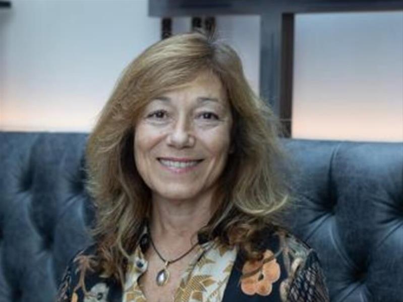 No podem dir-li a un adolescent que no begui i després trobar publicitat constant d’alcohol